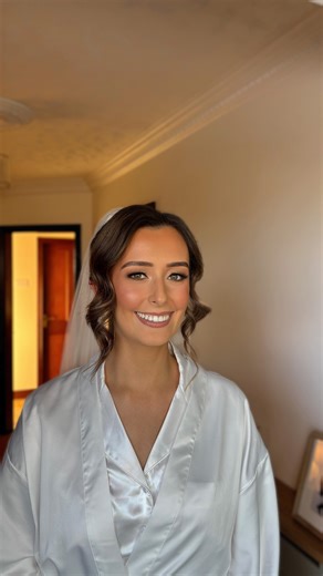 Maria Moore Makeup on Instagram: "✨ EDEL ✨ Edel was just the most relaxed bride ever 😍 When Edel came for her bridal trial we decided to go for a softer lighter eye with individual cluster lashes, however, on the day we opted to go for something slightly smokier, so a darker water line & strip lash made all the difference 🤍 Her bridal party were also just a dream 🥰 Hair by the amazing @rebeccamulholland_hair_ 🤍"