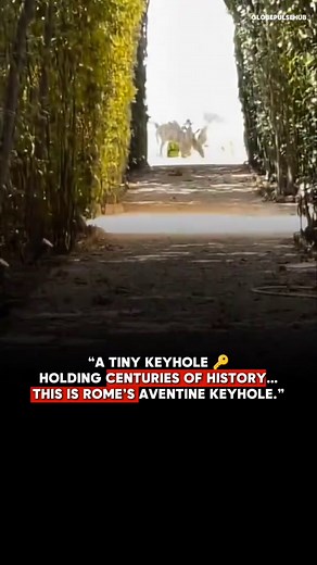 🔑 The Aventine Keyhole, Rome One of Rome’s most beautiful hidden secrets. Through this tiny keyhole, a perfectly aligned view of St. Peter’s Basilica appears — framed by the tranquil gardens of the Priory of the Knights of Malta. Unchanged for centuries, this rare perspective blends architecture, history, and quiet magic into one timeless moment. ✨🇮🇹 🎥 Credit: @globepulsehub 📍 Rome, Italy #FoloFinds #AventineKeyhole #HiddenRome #ItalyTravel #TimelessPlaces #ArchitectureLovers #HistoricWonde