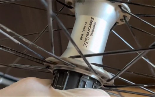 【零件保养】禧玛诺Shimano Deore LX FH-M580山地轮组拆解保养