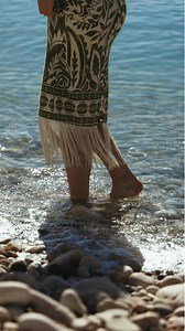 3K reactions · 32 shares | El blanco atemporal se une con el verde botánico en dos vestidos que resumen el espíritu del verano: Frescos, cómodos, y con detalles que enamoran, desde los tirantes tejidos hasta los flecos que acarician el viento.  | Studio F Colombia | Facebook