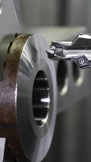 CNC Machining Centers for Precision Manufacturing