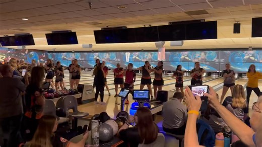 What other sport has spontaneous line dancing when there’s a power outage delay?!?!? #collegebowlingisawesome 🧡🖤 | Milligan University Bowling