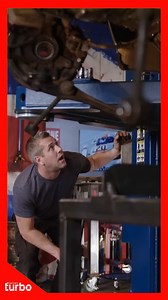 452K views · 10K reactions | Un clásico con un secreto ardiente  El Toyota MR2 Turbo sorprende a Ant con la 'manguera del infierno', un reto mecánico a la altura de esta joya  #JoyasSobreRuedas Disfruta el contenido de Discovery en MAX. Suscríbete ahora: <https://bit.ly/MAX-DiscoveryTurbo> | Discovery Turbo | Facebook