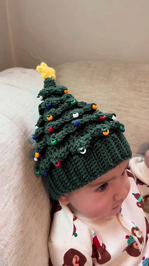 Crochet Christmas Tree Hat for Babies