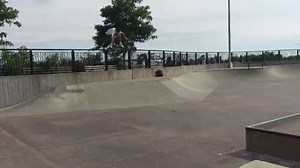 @frankyspears 󾟭 | Alien Workshop