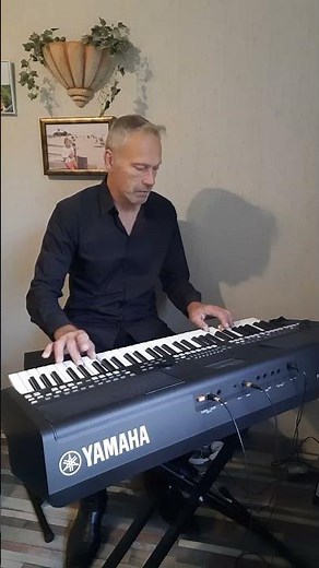 Johnny Yuma The Rebel - Johnny Cash (1959) Yamaha PSR - SX 600