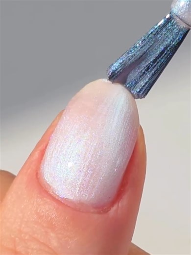 Take your new year glow up to the next level with this marvellous polish! 🤩🫧✨ Nails: @allthingsrainy Brand: @leightondennynails Shade: Get Glazed Shop Leighton Denny Polishes at Nail Polish Direct, link in bio 🔗 #nails #nailart #nailsofinstagram #nailswatches #nailpolish #manicure #nailcare #shimmerynails #glitternails #naildesign #prettynails #leightondenny