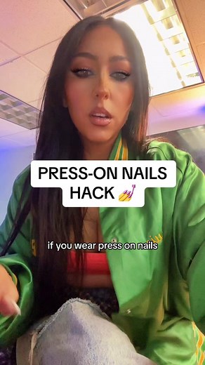 Transform Your Press-On Nails with Acrylic Powder Hack