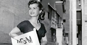 Debbie Reynolds dead at 84