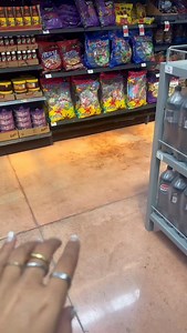 54K views · 193 reactions | No puedo creer que tengan esto en Walmrt  Esto es una joya de dulces mexicanos . Adivinaste todos ? Escríbeme en los comentarios los nombres de los que te pregunté a ver si le atinas 殺❤️ #nuevosproductos #mix #dulces #mexicanos | Alexandra Bascope | Facebook