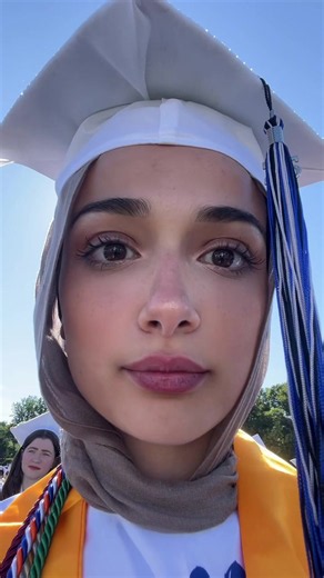 Graduation Hijabi Outfit Ideas | hijabi graduation tips