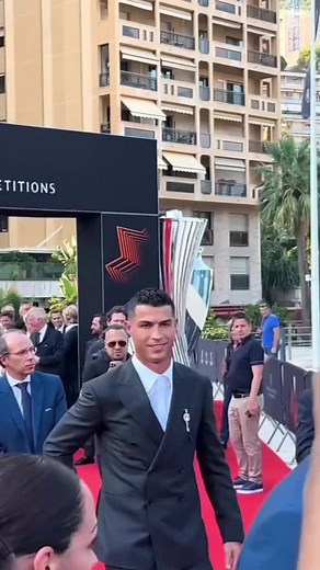 Cristiano Ronaldo's Iconic Red Carpet Entrance