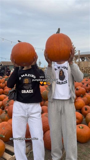 Pumpkin Patch Date Ideas: Visit Pingles Farm Market & More