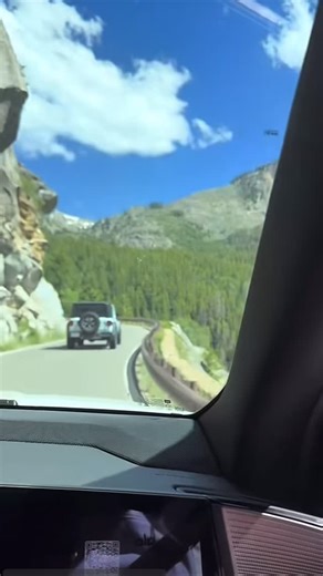 Brent Cantrell on Instagram: "Independence Pass is a stunning, seasonal mountain pass (CO Highway 82) in Colorado connecting the ski town of Aspen (west side) with Twin Lakes/Leadville (east side) over the Continental Divide, known for its extreme elevation (over 12,000 ft), narrow, twisty roads, and stunning views,"