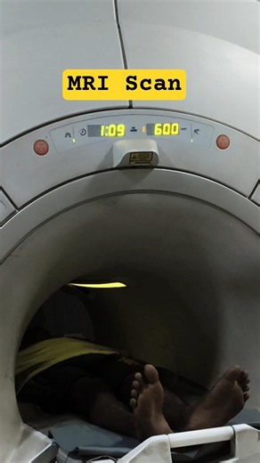 Mri scanning #mri #mriscan #xraytechnician #xray #radiologyschool