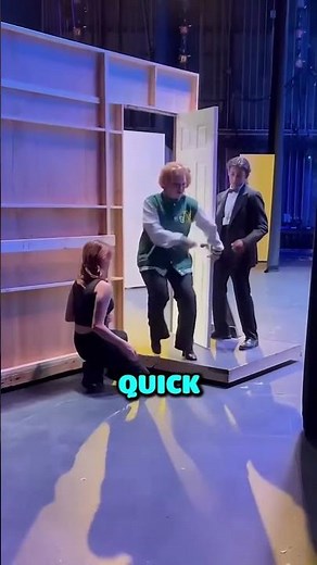 How To Instant Costume Changes On Stage ?