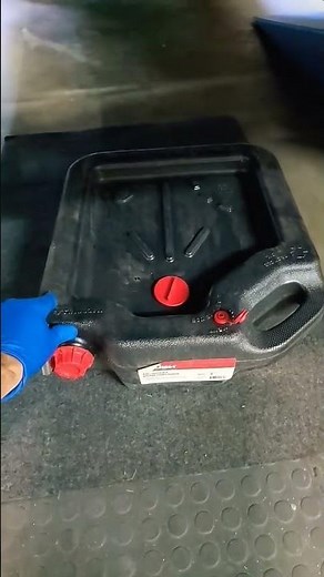 Quick Toyota Highlander oil change (DIY)