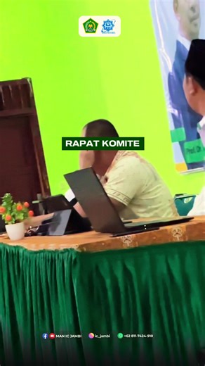 Rapat Komite bersama Orang Tua/Wali Peserta Didik Angkatan 20 Tahun Ajaran 2026/2027 dilaksanakan di Gedung Serba Guna (GSG) MAN Insan Cendekia Jambi. Ketua Komite Madrasah Sudirman, S.E. turut memberikan penjelasan mengenai biaya masuk dan proses pendaftaran ulang. Sementara itu, Ketua Komite sebelumnya Yusra Dinafi, M.Pd. juga menyampaikan dukungan serta harapan kepada orang tua dan wali peserta didik. Pendaftaran ulang calon peserta didik baru Angkatan 20 MAN Insan Cendekia Jambi dilaksanakan