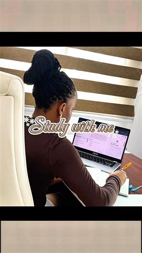 Currently learning R programming✨ #shortsfeed #studywithme #fyp #foryou #dataanalyst