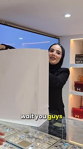 An early Christmas gift from mum… 🎄🖤 and it happens to be a super rare So Black Birkin 35. Would you ever let it go? 👀🎁 Buy or sell Hermès Birkin, Kelly, Rolex, AP, Patek or RM. Serious buyers only. London: 44 7982338083 Dubai: 1 (555) 7891539 Enquiries: loveluxury.co.uk/contact #FYP #LoveLuxury #Hermèsbags #fblifestye | Prestige Bliss
