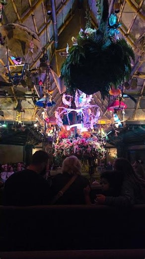 The Ending Song for Walt Disney's Enchanted Tiki Room#disney#shorts #birds#disneyshows#shorts .