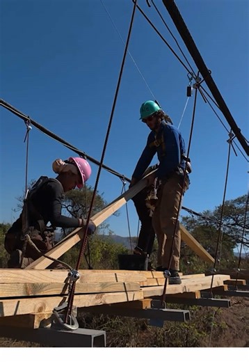 From space and robotics to health, sustainability, and discovery at every scale — in 2025, Cornell #engineers translated research ideas into real-world impact to forge a better future. Here’s to another year of #innovation in 2026!