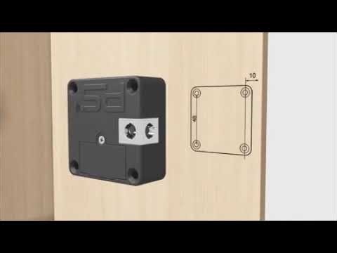 SOLO locker door lock furniture