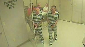 Texas Prisoners Break Out Of Their Holding Cell To Save A Police Officer's Life