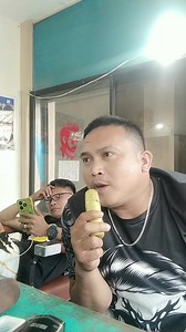 Nagulat nalang kasama ko open close open👀😂 #fbreelsfypシ゚ #hilightseveryonefollowers | Jovanni Britania