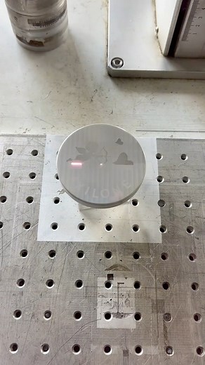 1.2K views | Jpt mopa laser marking machine has higher accuracy, faster speed and longer service life. #lasermarkingmachine #fiberlaser #metalmarking #Metalcutting #Laserengravingmachine | Victor Laser | Facebook