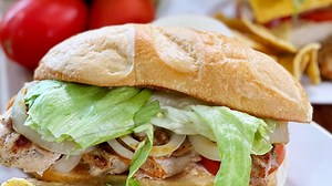 Cooking with Chef Bryan - Grilled Chicken Sandwiches with Garlic Bread and Onions