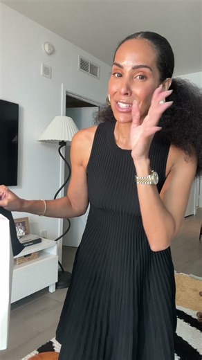 @ISABEL MARANT #oskanmoonbag and shield sunglasses (IM 0155/S) 🫶🏽 #luxurybaglover #isabelmarant #unboxing #oversizedsunnies #sunglasscollection