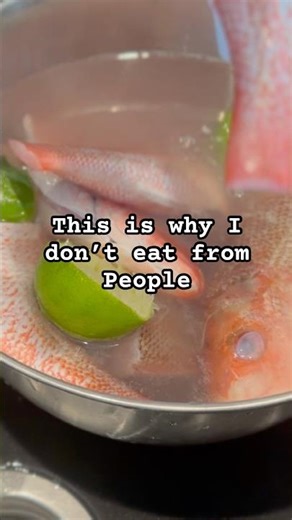 #1 reason! Don’t wash fish or meat! Use lime/ lemons and vinegar thank me later.#relatable#fypage