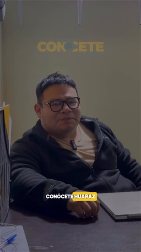 Tahua Club on Instagram: "En este primer episodio de CONÓCETE HUARAZ, César comparte una conversación real, profunda y necesaria sobre su proceso emocional, sus presiones, sus sombras… y más. 🎙️ EPISODIO 1 – EN VIVO Especialista: @erika_dlsv_oficial 📅 Viernes 12 🕔 5:00 PM 📍 Transmisión en vivo por YouTube y Facebook #tahuaclub #humor #conócetehuaraz"