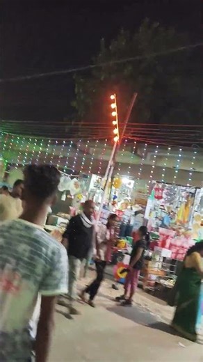 Bal bijali Batti dashare Ke Mele Mein Road per Tanga hai Jal bhi Raha Hai Kitna Shandar dekh raha