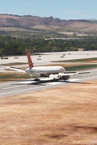 20K views · 154 reactions | Smooth Landing Boeing 777 #AviationLovers #PlaneSpotting #AvGeek #PilotView #AircraftLanding #AviationDaily #FlyingHigh #AirplaneModeOn #RunwayVibes #CockpitView #JetLife #AviationReels #FYP✈️ #TakeoffTime #LandingGearDown #Boeing747 #AirbusA380 #SkyIsNotTheLimit #CloudChaser | Garage Aviation | Facebook