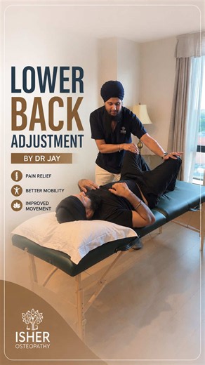 A patient visited Dr. Jay in the USA seeking professional care for sharp lower back pain. 🇺🇸 Dr. Jay first assessed his lower back muscles, mobility, and movement to understand the areas of restriction. Following the assessment, he performed professional osteopathic techniques and targeted adjustments to help improve mobility and reduce discomfort. After the treatment, the patient reported feeling more relaxed, comfortable, and significantly better, and was very thankful for Dr. Jay’s care. 🌍