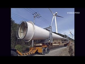 大迫力 ！巨大風車の羽根取り付け