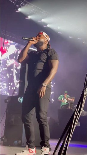 Jeezy performs “ All There “