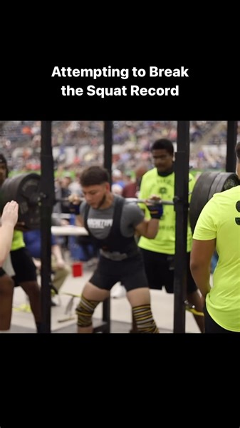 @javi.pichardo taking 655lb 297kg for spin #Lifting #Fails #Reels #Squats #Powerlifting | Powerlifting Motivation