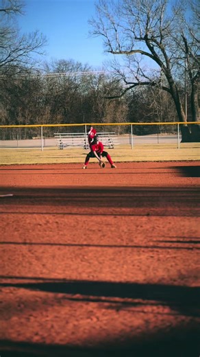 Friends Softball is back and ready to bring home some more hardware 💍 We’re glad to be back, Falcon Nation 🦅 #FriendsU #conferencechamps #collegesoftball #strongtotheend #womeninsports