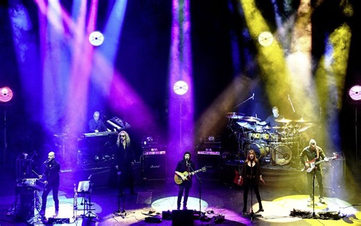 斯蒂夫.哈克特 Steve Hackett -  Live at Hammersmith 2019（蓝光）