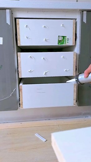 163K views · 158 reactions | Assembly of drawer outer panel handle- Good tools and machinery make work easy 183 | Danae Antonia Uribe Moraga | Facebook