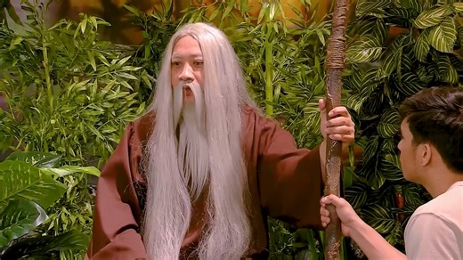 #BubbleGang #Teaser: May malupit na PASABOG ang Bubble Gang ngayong Biyernes! 💥 Mga paborito n'yong karakter at segments, mapapanood n'yo na ulit! 😉 At siyempre, may mga surpresa rin kaming nakahanda para sa inyo - kaya huwag n'yo kami kalimutan! FRIDAY, 9:40 PM sa GMA! - Para sa ibang updates, bumisita sa gmanetwork.com/BubbleGang | GMA Network