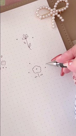 黒一本でもかわいいお花の描き方🌷色を塗るときは根本だったりお花の中心だったり一部だけ塗るの可愛くておすすめ♡#イラスト#ゆるいイラスト#手帳#手帳時間#drawing#手描き