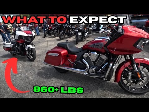 Riding A Heavy Motorcycle - How Does it Feel? - How to Ride #motorcycle #heavybikereviews #biker