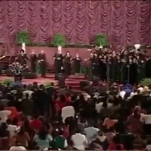 Good afternoon y’all. It’s Good Friday. #Gospel #music #VickieWinans #OhWhatLove #GoodFriday #Friday #praisebreak #singing #choirmusic #April #explorepage | Hashtag The Praise Break