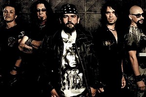 Cargo lansează DVD-ul "Live la Arenele Romane"