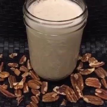 How to make: Raw Pecan Milk