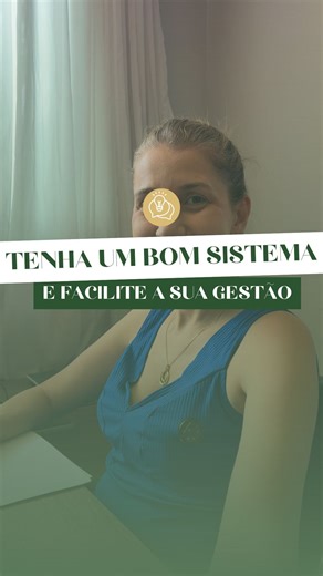Marina Walker | Gestão para pequenos negócios on Instagram: "Você sabe o que é um ERP? É um sistema de gestão empresarial que integra e automatiza todos os principais processos do seu negócio em uma única plataforma. Ao invés dez planilhas de Excel falando línguas diferentes, você tem um sistema único. É por isso que eu costumo dizer que ele é o seu funcionário mais barato (e tem até versões gratuitas!). Existem ERPs desenvolvidos para cada modelo de negócio. Varejo de moda, restaurante, salão d